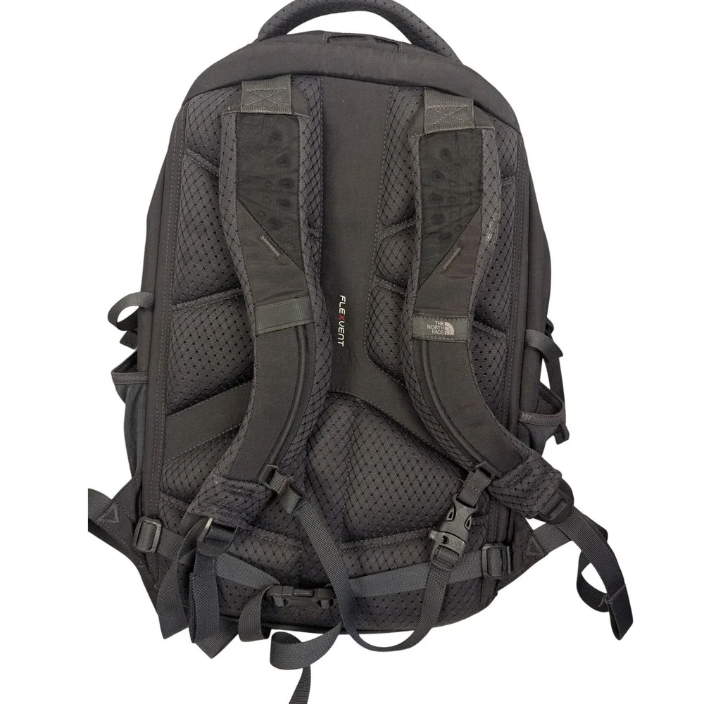 The North Face Thrashed Borealis Backpack Grey Black FlexVent Bungee Daypack